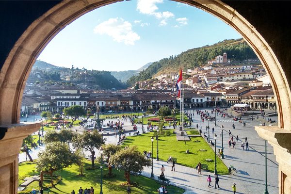paquetes turísticos a Cusco completo con SKY Airlines desde Lima